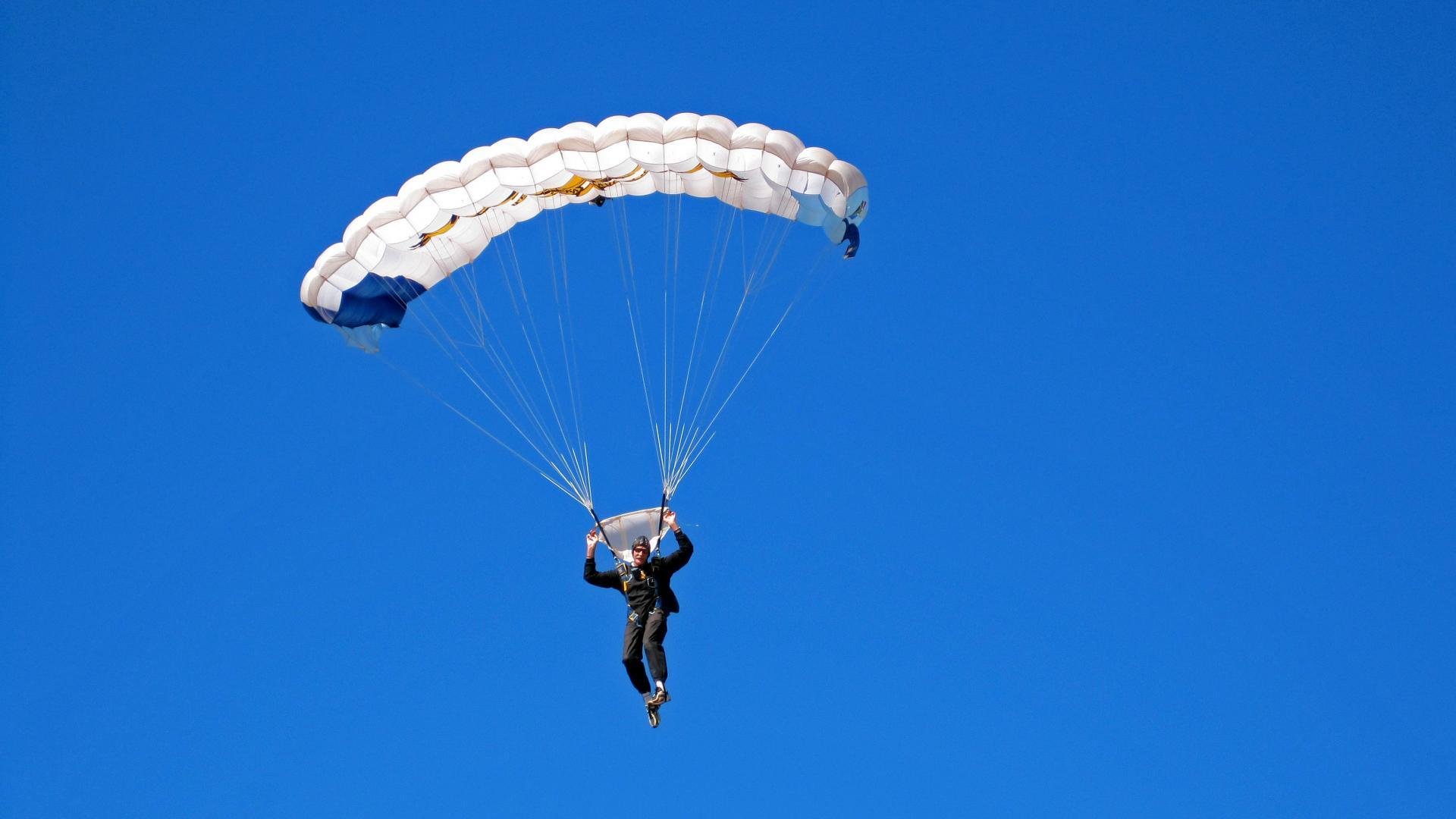 当弗拉霍维奇撞上叹息之墙，曼城如何用完美防守让马赛窒息