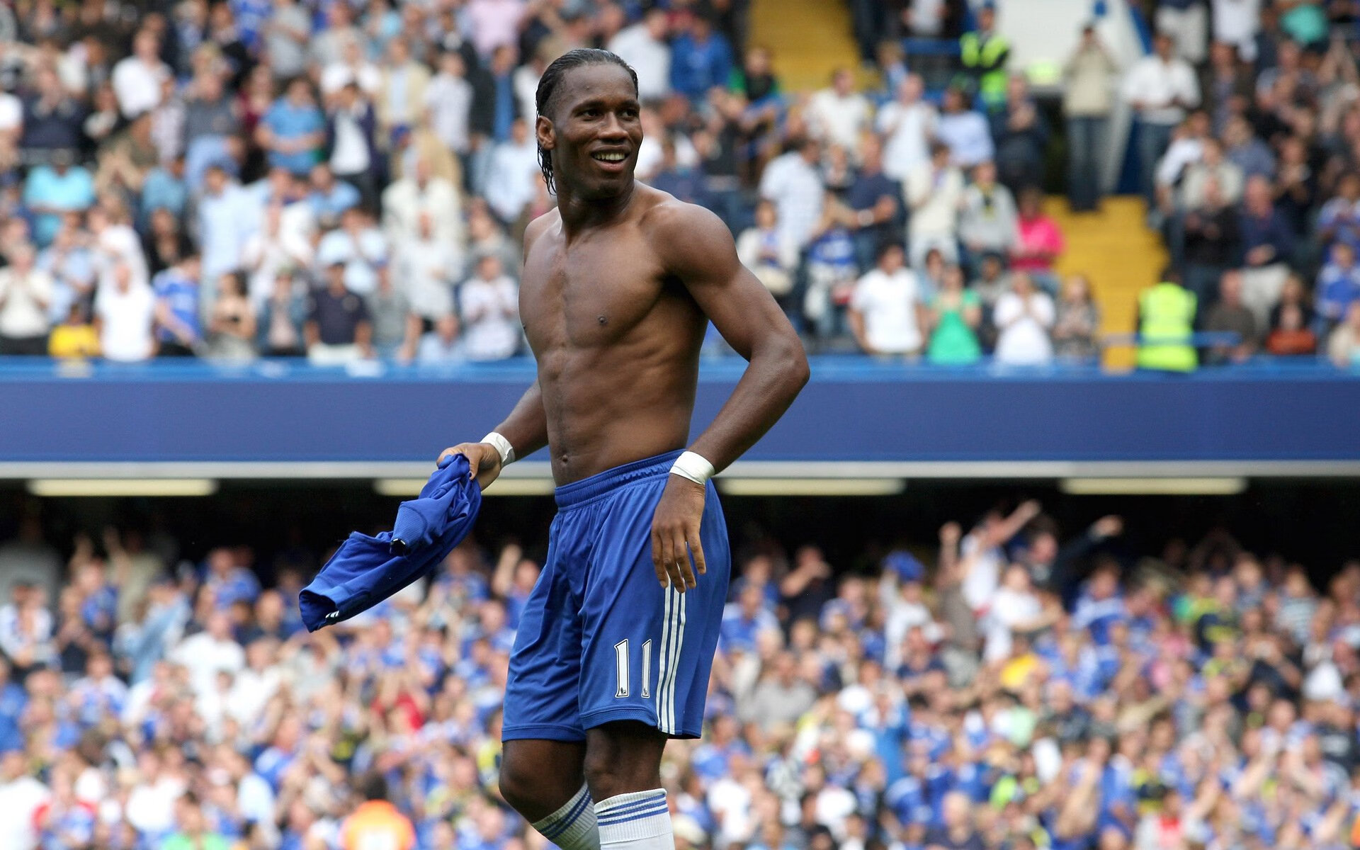 从凯塞多到喀麦隆,足球世界里的非典型爆发如何重塑国际米兰的认知版图